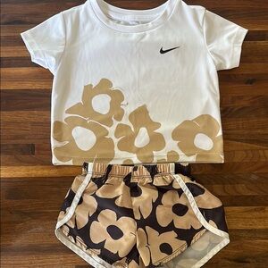 Nike White and Tan Floral Toddler Set